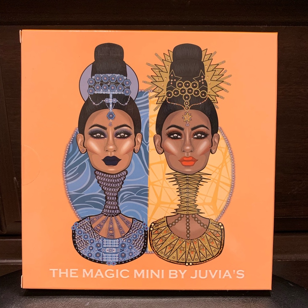 Juvia’s Place Magic Mini Eyeshadow Palette